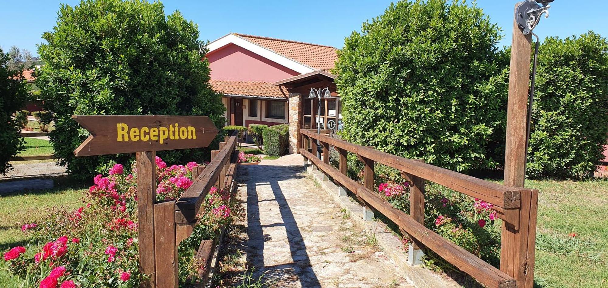 Hotel Tenuta Dell'Argento Resort Civitavecchia Exterior foto
